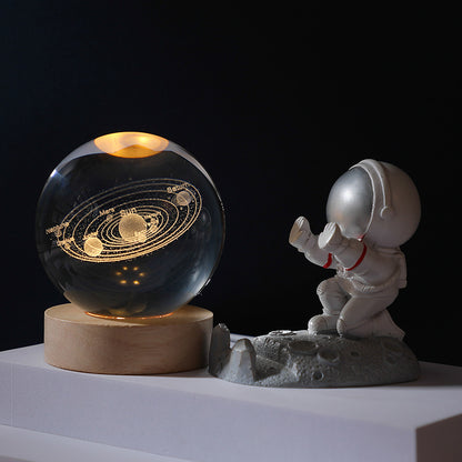 Crystal Ball Night Light, Creative Crystal Ball Ornament, Astronaut Crystal Ball, Desktop Decorations, Gifts for Her